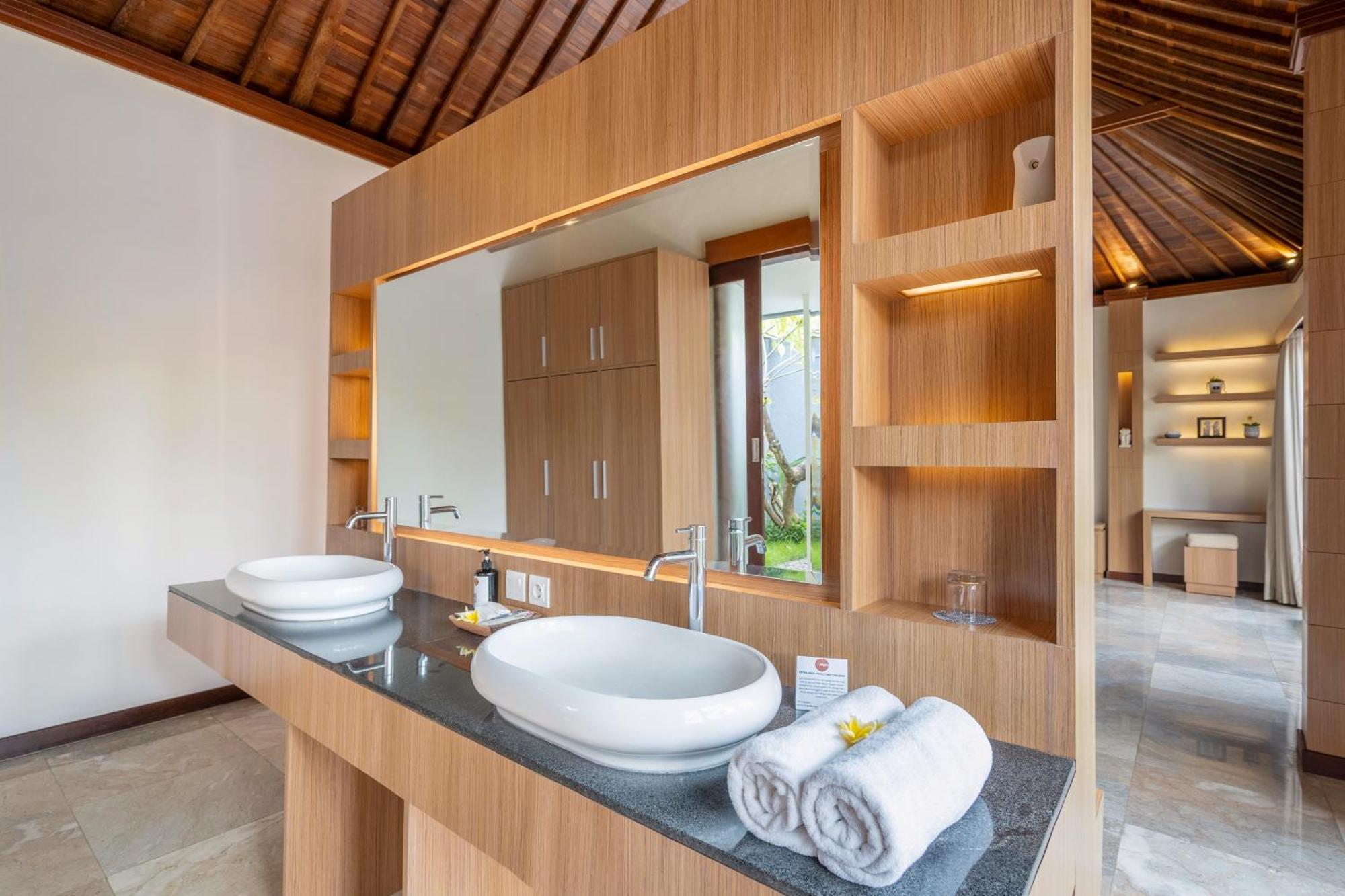 Kings By Moria * Denpasar (Bali)